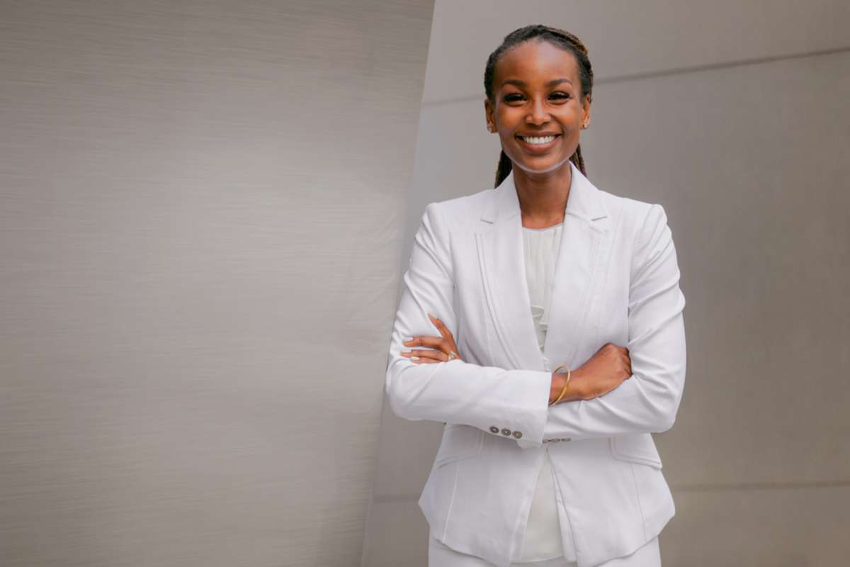 A company motivated by the Go-Giver Laws prioritizes investor success